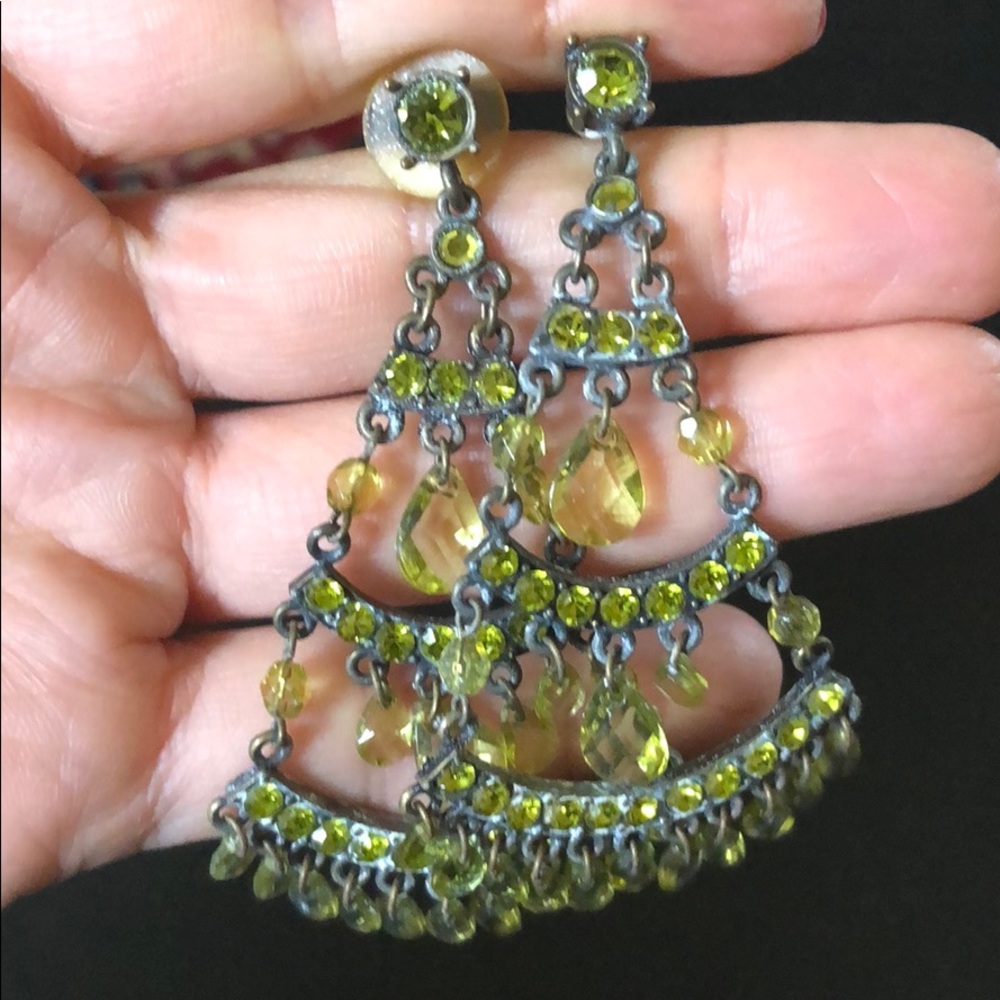 Chandelier earrings
